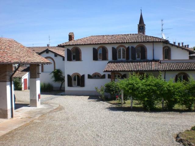 Rustico in vendita a Trivolzio, Lombardia