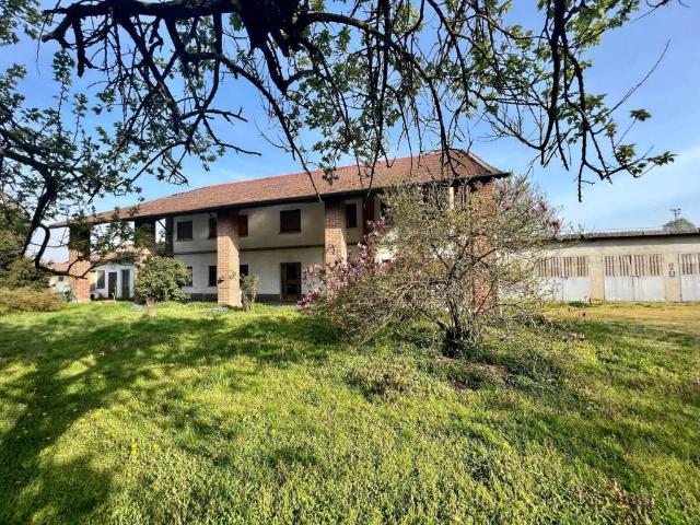 Rustico in vendita a Tromello, Lombardia