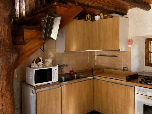 Rustico in vendita a Comunità Montana Valli del Verbano, Tronzano Lago Maggiore