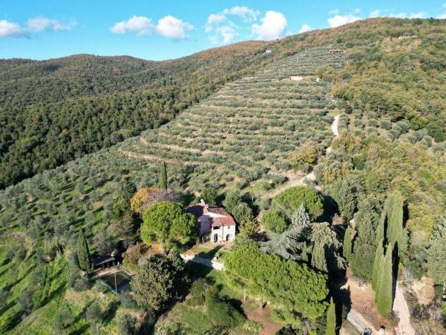 Rustico in vendita a Tuoro Sul Trasimeno, Umbria