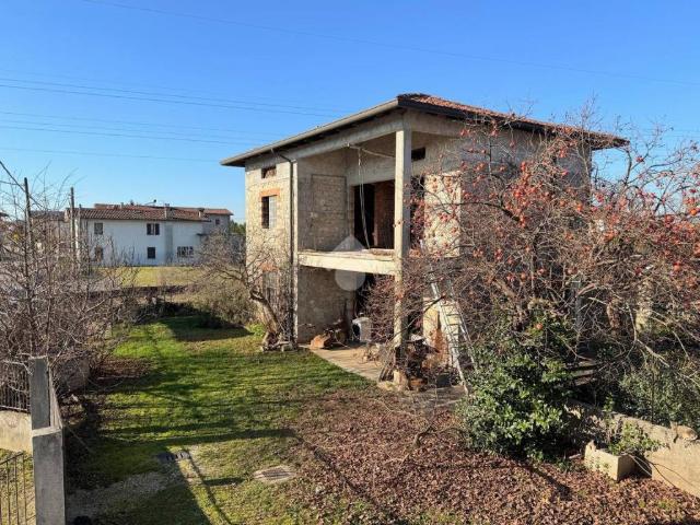 Rustico in vendita a Reana Del Roiale, Friuli-Venezia Giulia