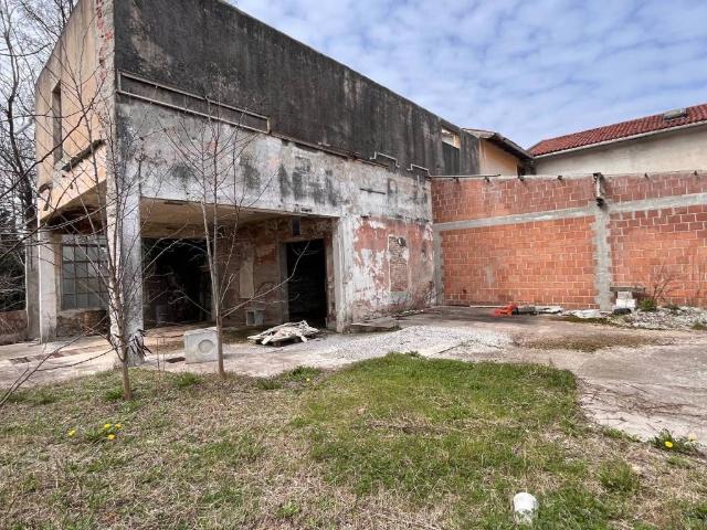 Rustico in vendita a Cormôr Alto, Reana Del Roiale