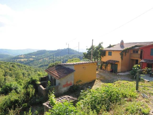 Rustico in vendita a Preggio, Umbertide