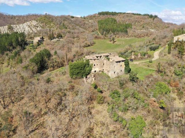 Rustico in vendita a Umbertide, Umbria