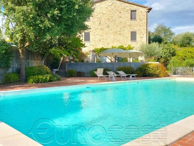 Rustico in vendita a Umbertide, Umbria