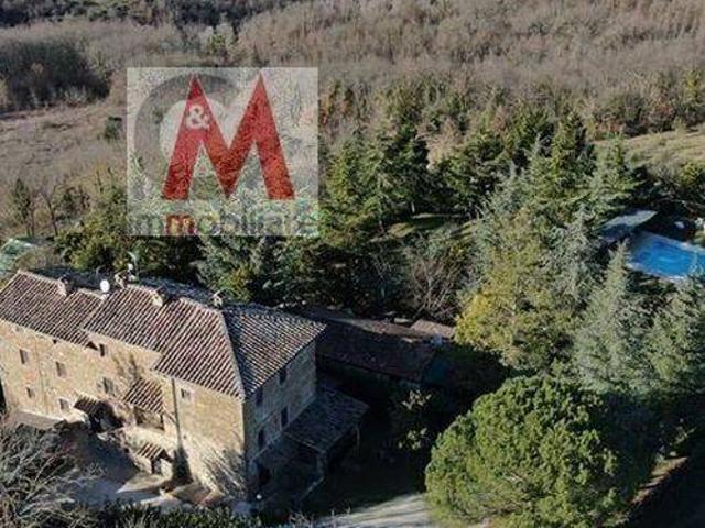 Rustico in vendita a Umbertide, Umbria
