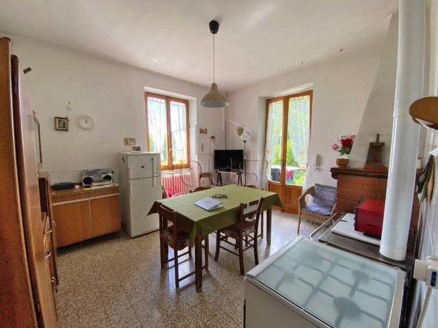 Rustico in vendita a Umbertide, Umbria