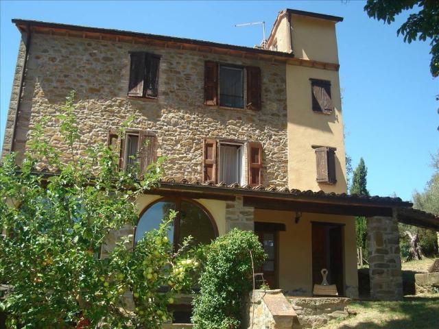 Rustico in vendita a Preggio, Umbertide