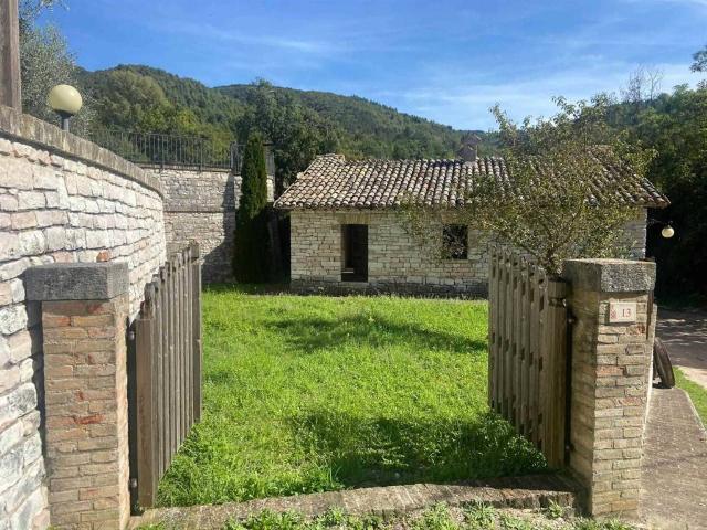 Rustico in vendita a Marche, Pesaro E Urbino