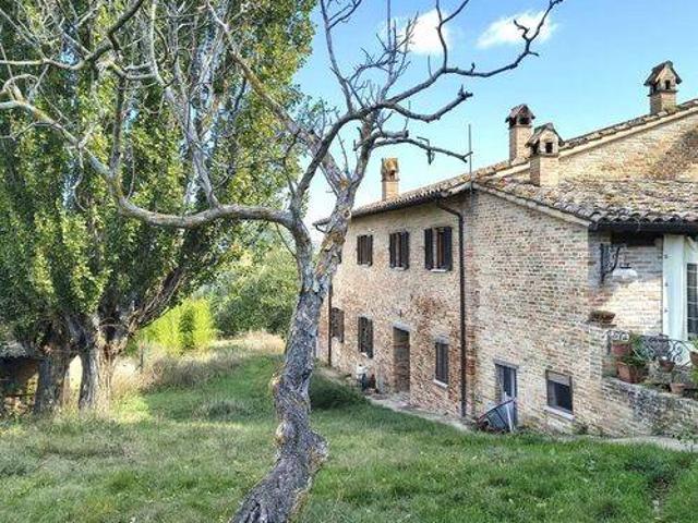 Rustico in vendita a Pallino, Marche