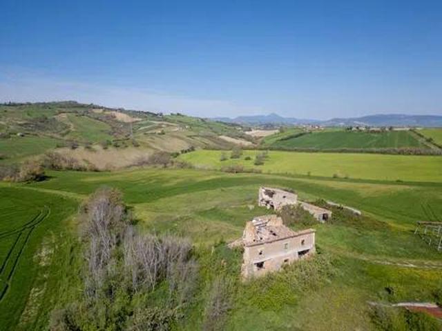 Rustico in vendita a Entogge, Urbisaglia