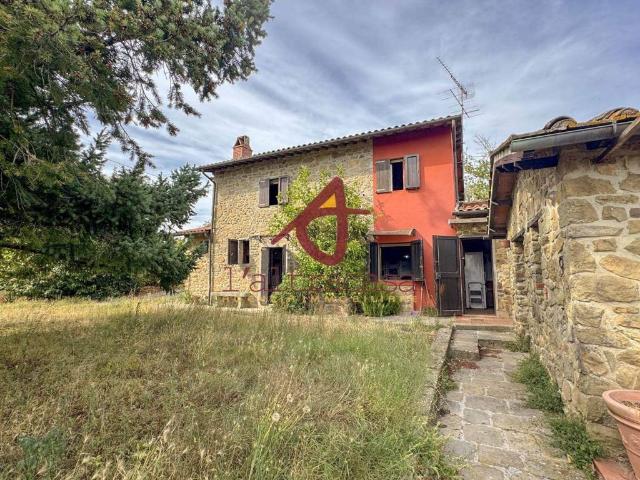 Rustico in vendita a Uzzano, Toscana