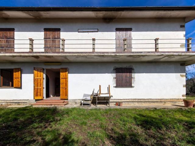 Rustico in vendita a Uzzano, Toscana