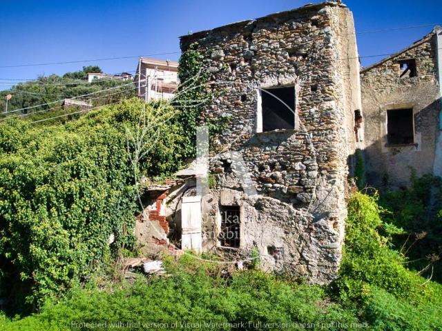 Rustico in vendita a Vado Ligure, Liguria