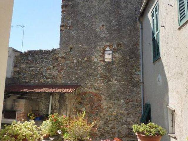 Rustico in vendita a Sant'Ermete, Vado Ligure