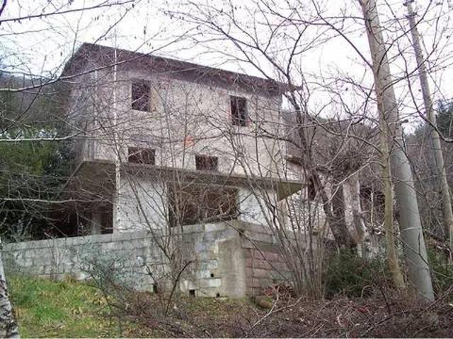 Rustico in vendita a Vagli Sopra, Vagli Sotto
