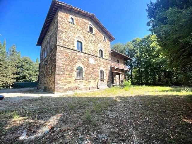 Rustico in vendita a Vaglia, Toscana
