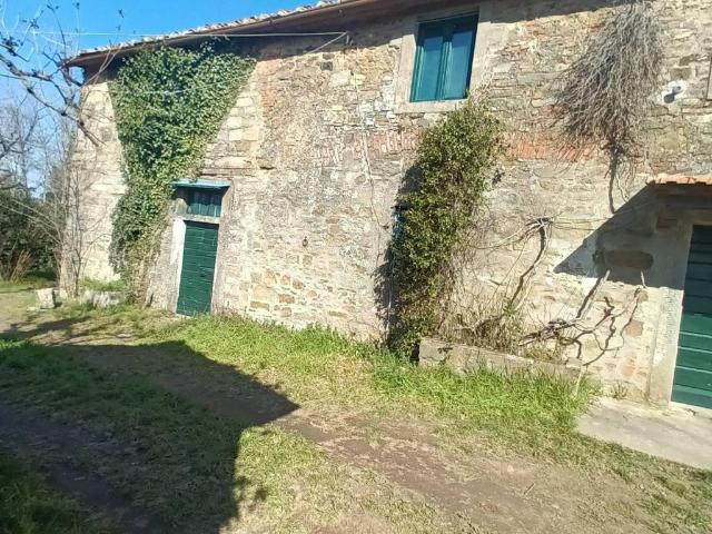 Rustico in vendita a Vaglia, Toscana