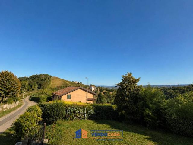 Rustico in vendita a Piemonte, Asti