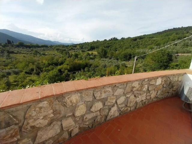 Rustico in vendita a Vaiano, Gamberame