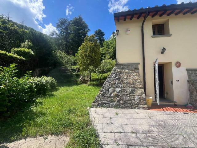 Rustico in vendita a Schignano, Vaiano