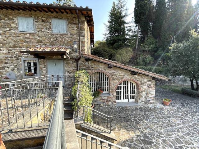 Rustico in vendita a Sofignano, Vaiano