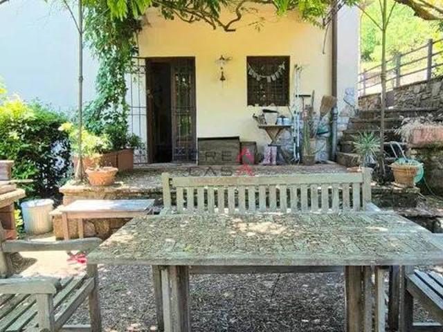 Rustico in vendita a La Tignamica, Vaiano