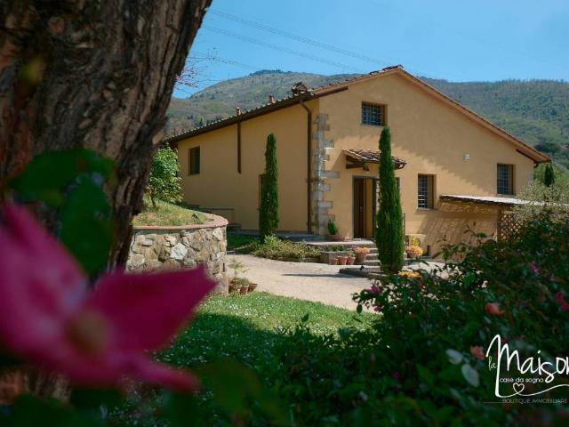 Rustico in vendita a Sofignano, Vaiano