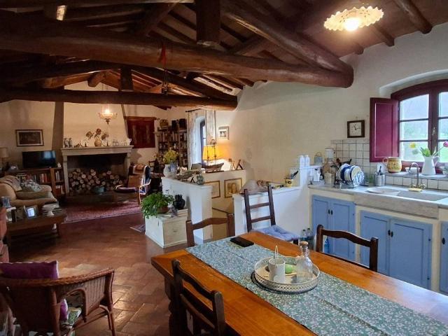 Rustico in vendita a La Tignamica, Vaiano
