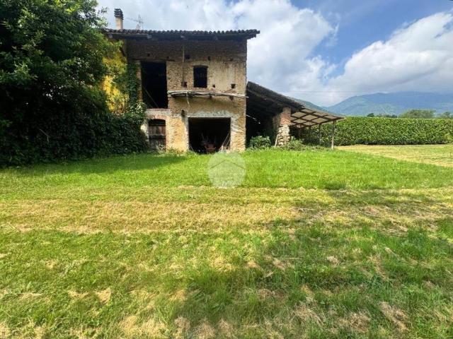 Rustico in vendita a Unione Montana di Comuni delle Valli di Lanzo, Ceronda e Casternone, Piemonte