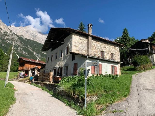Rustico in vendita a Val di Zoldo, Chiesa