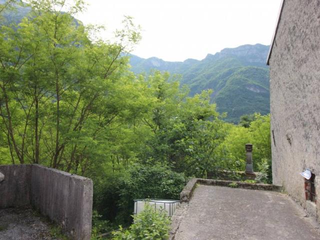Rustico in vendita a Valdastico, Veneto