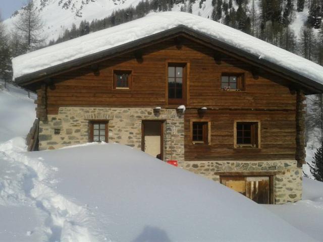 Rustico in vendita a Comunità montana Alta Valtellina, Valdidentro