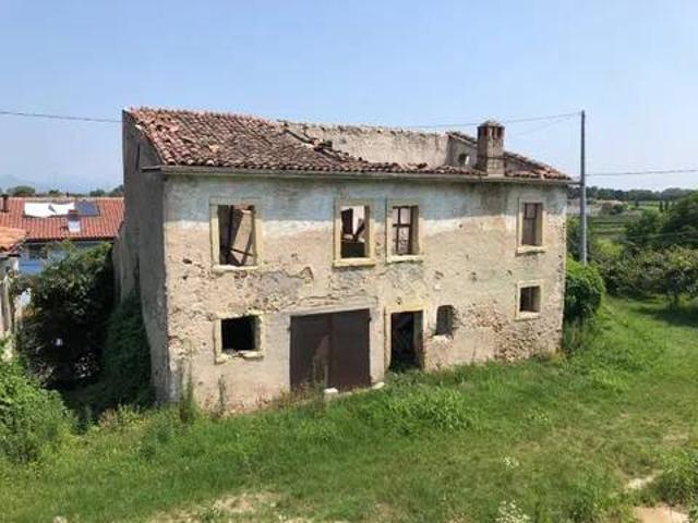 Rustico in vendita a Valeggio Sul Mincio, Veneto