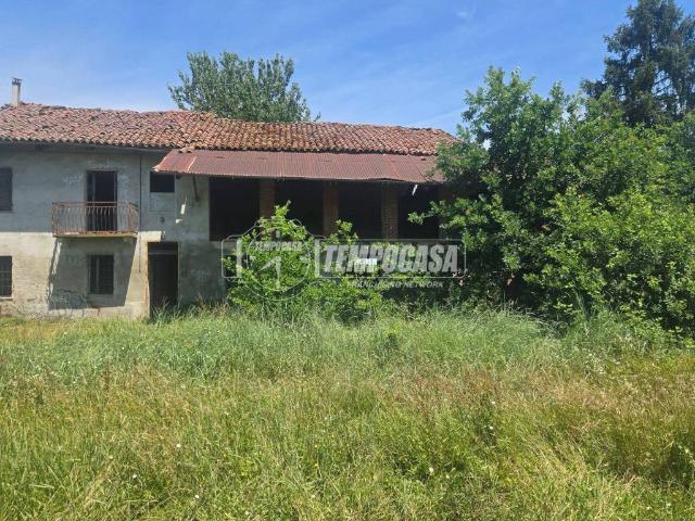 Rustico in vendita a Piemonte, Asti
