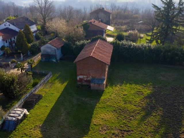 Rustico in vendita a Piemonte, Asti