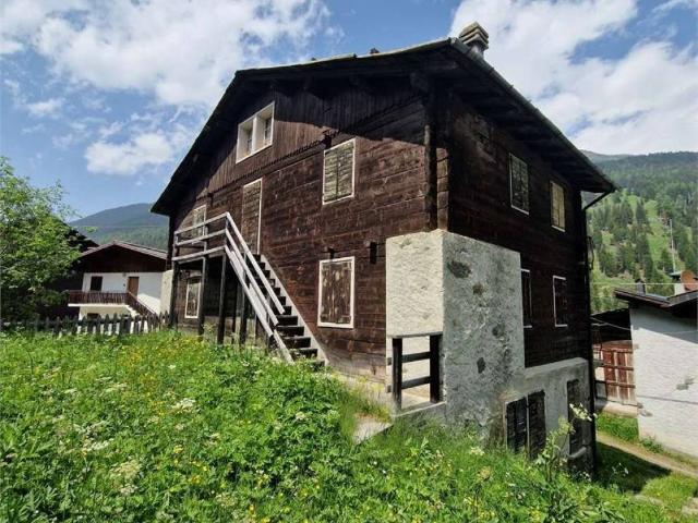 Rustico in vendita a Comunità montana Alta Valtellina, Valfurva
