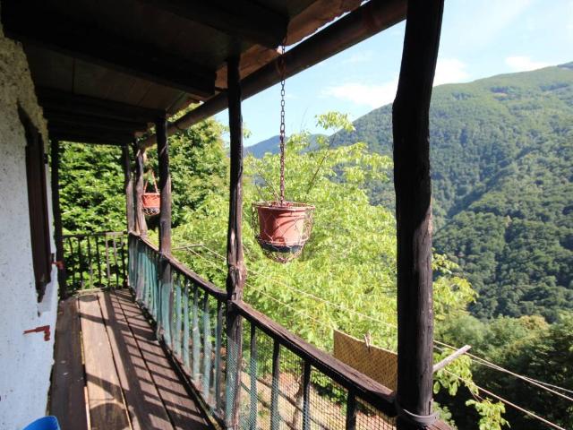 Rustico in vendita a Valle Cannobina, Piemonte