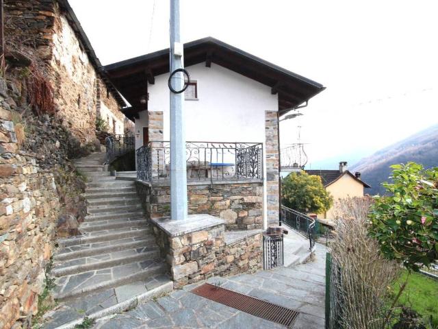 Rustico in vendita a Valle Cannobina, Piemonte