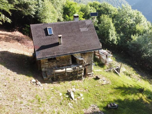 Rustico in vendita a Valle Cannobina, Piemonte