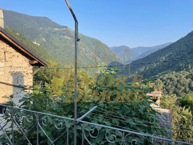 Rustico in vendita a Valle Cannobina, Piemonte