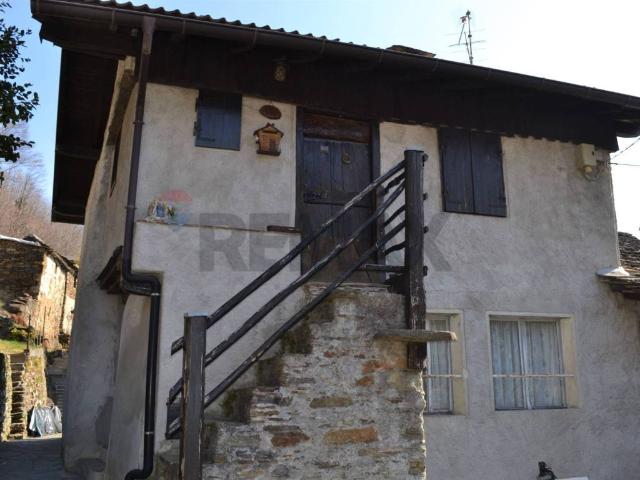 Rustico in vendita a Valle Cannobina, Piemonte
