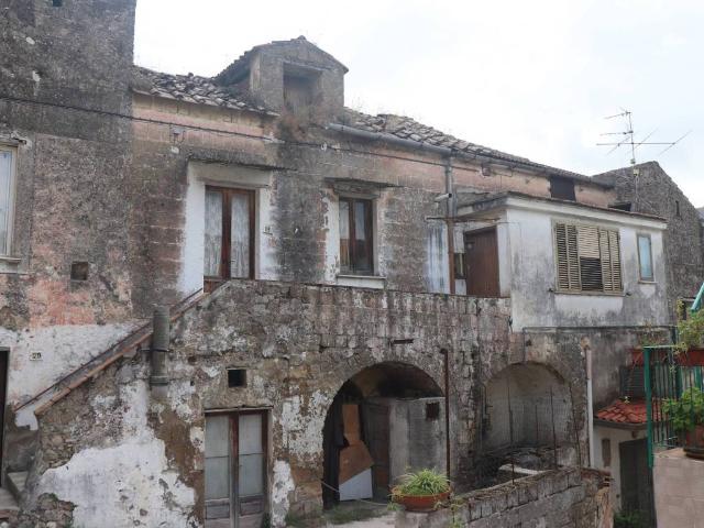 Rustico in vendita a Valle Di Maddaloni, Campania