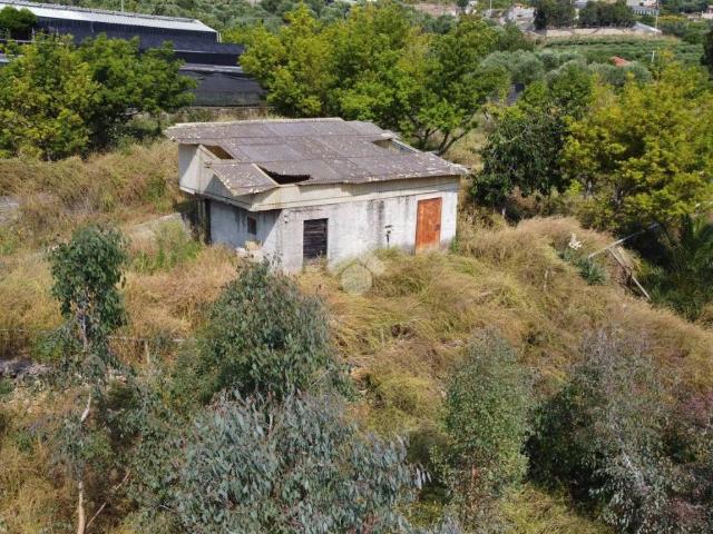 Rustico in vendita a Vallecrosia, Liguria