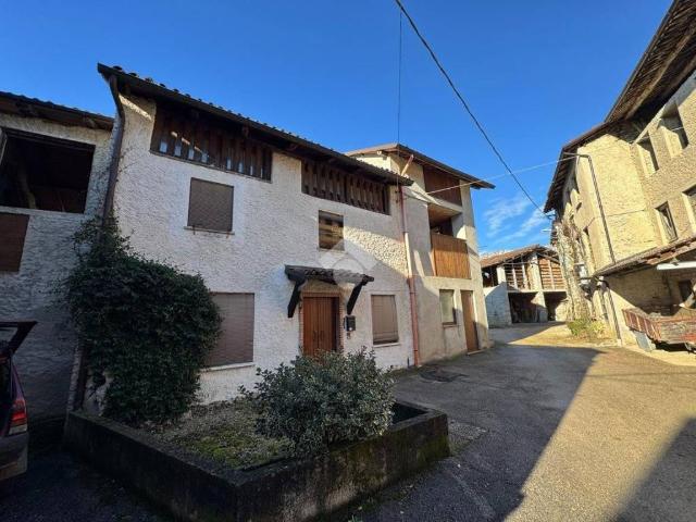Rustico in vendita a Valli Del Pasubio, Veneto