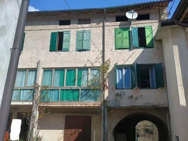 Rustico in vendita a Valli Del Pasubio, Veneto