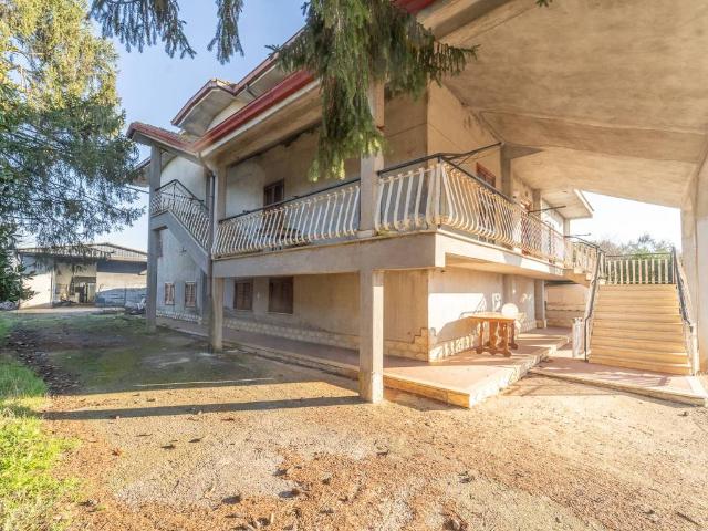 Rustico in vendita a Villaggio Rinascita, Valmontone