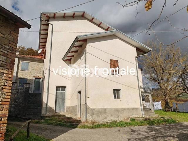 Rustico in vendita a Lennova, Reggio Emilia