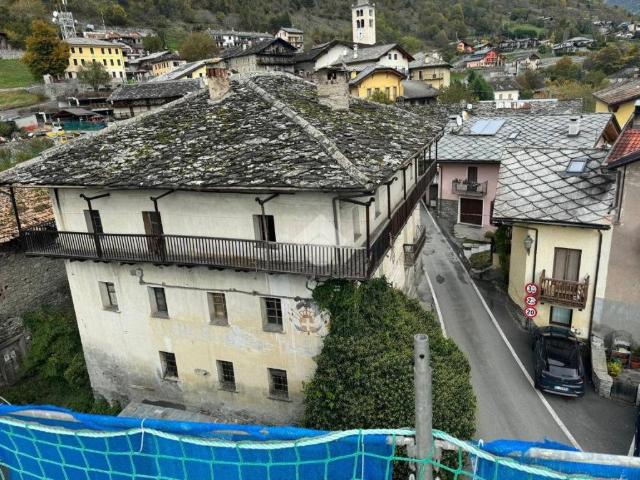 Rustico in vendita a Valpelline, Aosta