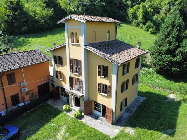 Rustico in vendita a Unione dei comuni Valli del Reno, Lavino e Samoggia, Monteveglio Alto